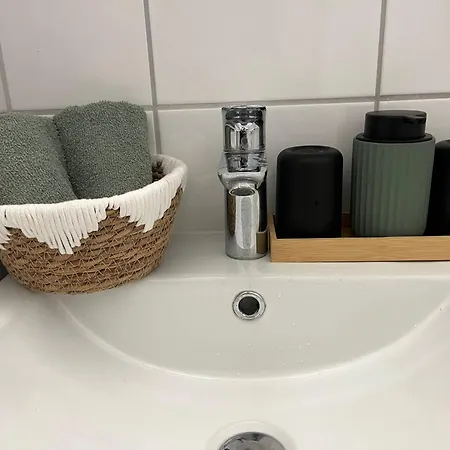 Apartman 24h Check In - Modern - In Good Located - Klein Aber Fein In Metropole Frankfurt